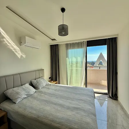 Sa Apartments! Luxury Sea View 2bd Duplex Apartment
